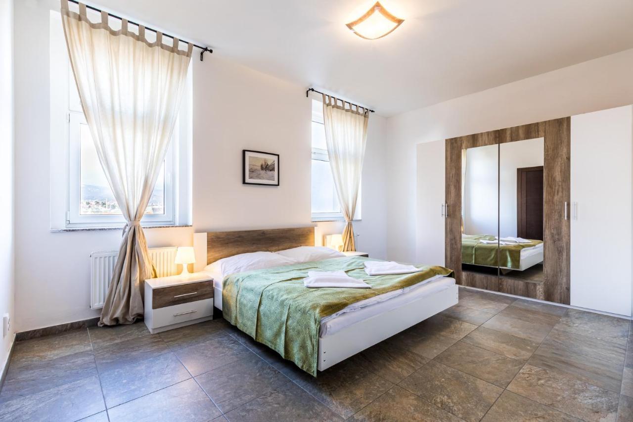 Teplice Apartments U Schodu מראה חיצוני תמונה